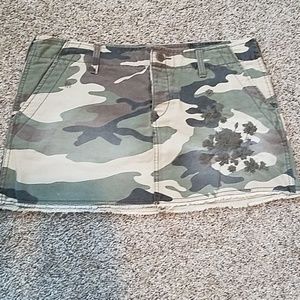 Roxy mini camo skirt